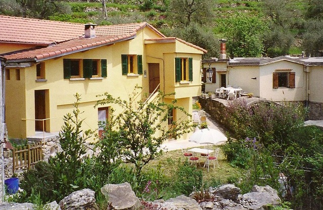Villa 5 p. avec terrasse, vue panoramique et oliveraie