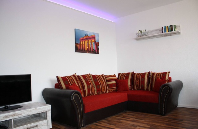 5 chambres, jusqu'à 13 personnes, luxueusement meublées, "Jasmin"