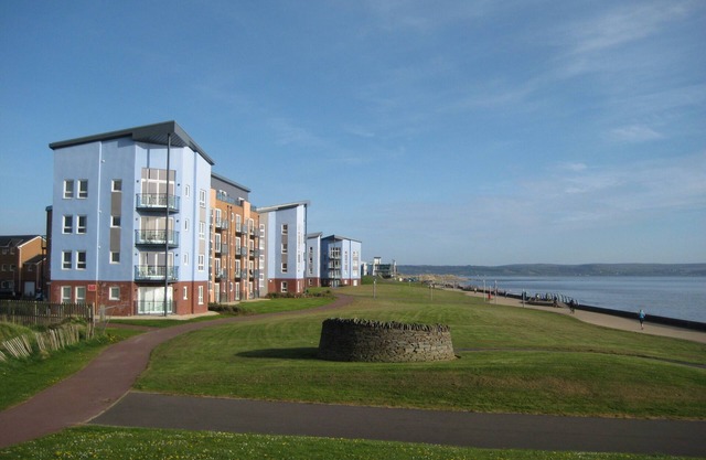 Penthouse 5 * indépendant, Llanelli, plage, vue sur la mer, promenades, golf, vélo.