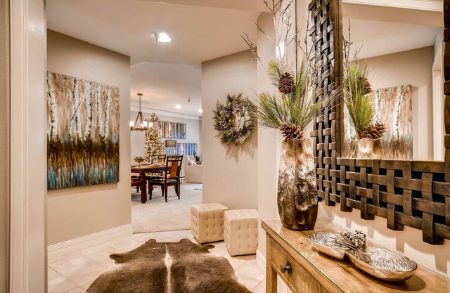 ** A + LUXURY - AmaZing & SKI IN / SKI OUT Tranquil Setting / 1 blk Main St / PEAK 9 / Pool