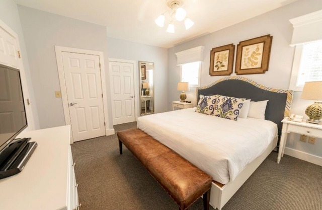 5 Star Resort in Historic Williamsburg VA, 2 Bedroom