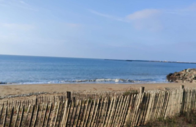 Location 50 m du bord de mer