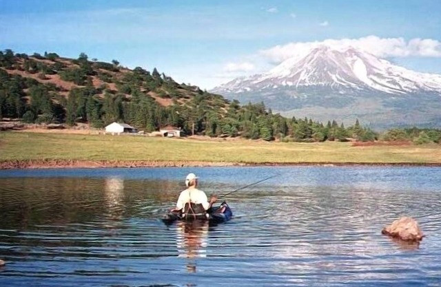 Ranch de 500 acres au pied du mont Shasta.