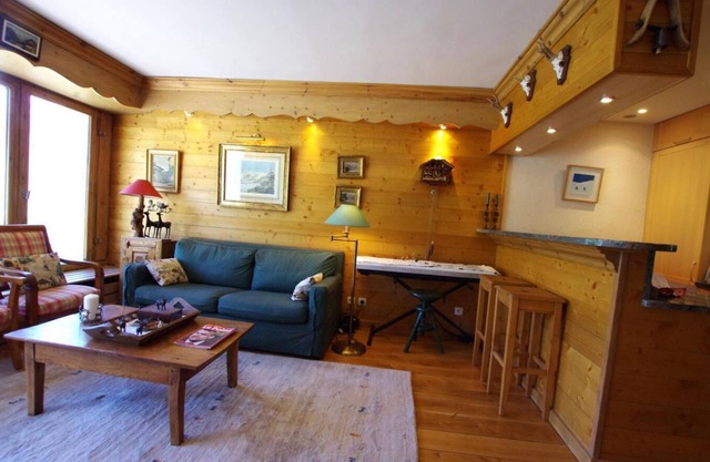 20m del centro estación, 7.o piso, vista lago, balcón, tv, local para esquís, 55m², Tignes