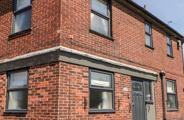 52 Compton, ASHBOURNE