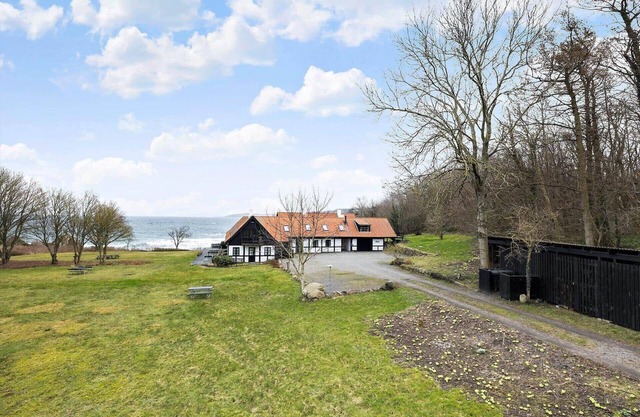 5543 Gudhjem - Bådstadvej 4 1.