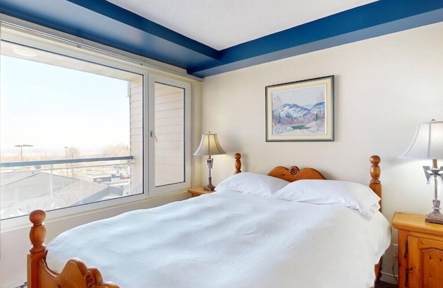 6-412 : Condo - 1 chambre - 4 pers.