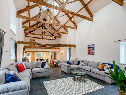 6 Bed in Hatherleigh 79407
