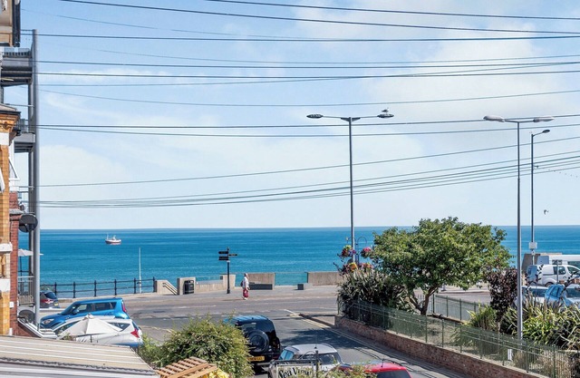 Tapestry House is just two minutes from the beach and offers both a hot tub and sauna.