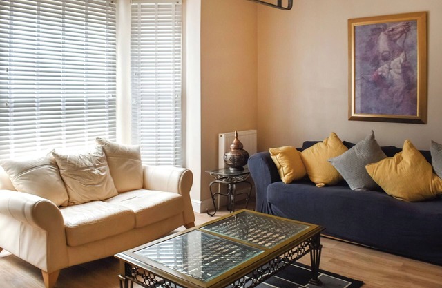 Large 3 story property ideal for family holidays and just a short stroll to beach and amentites.
