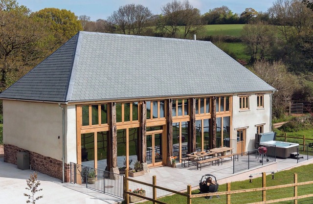 6 chambres hébergement à Cadeleigh, près de Tiverton