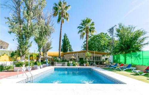6 Bedroom Amazing Home In Lucena