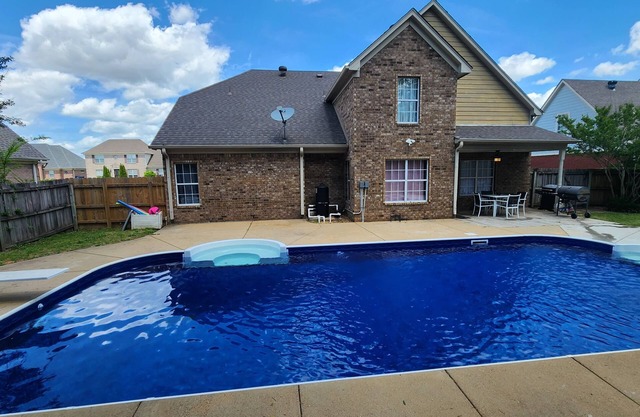 Spacious, State Line, Private Pool with king Beds