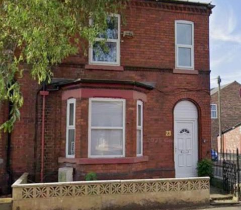 6 Bedroom House Central Location Sleeps 12