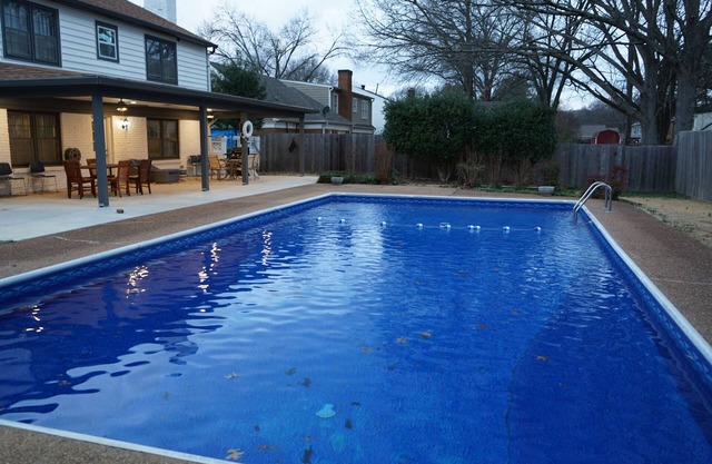 Spacious 6-bedroom Vacation home That's Close To It All