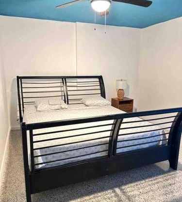 6 bedsroom 5 baths Walk to beach Homes Dorado, Puerto Rico by Rentalspr
