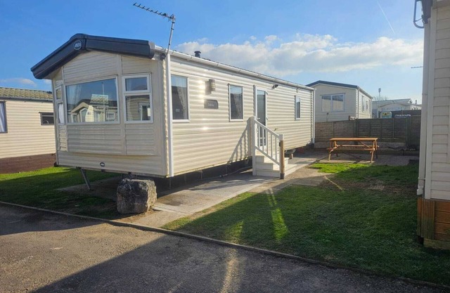 6 Berth caravan with direct beach access
