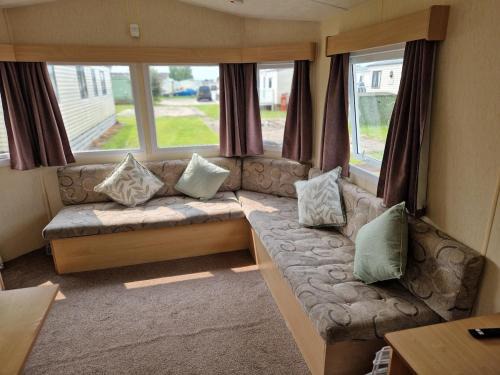 6 Berth Holiday home near the beach