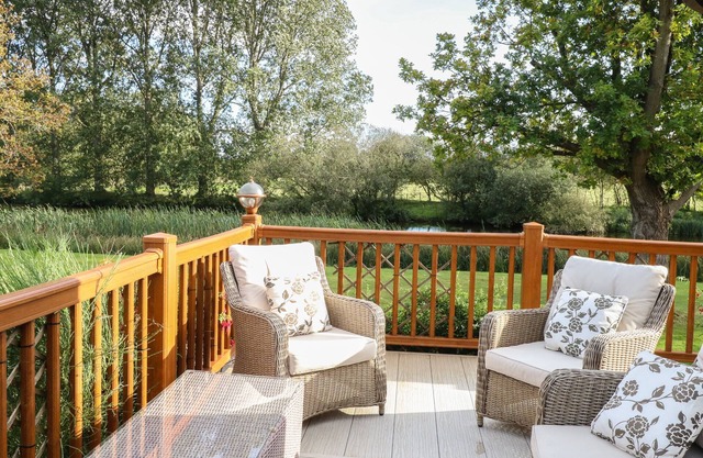 6 Lakeview, REEPHAM, NORWICH