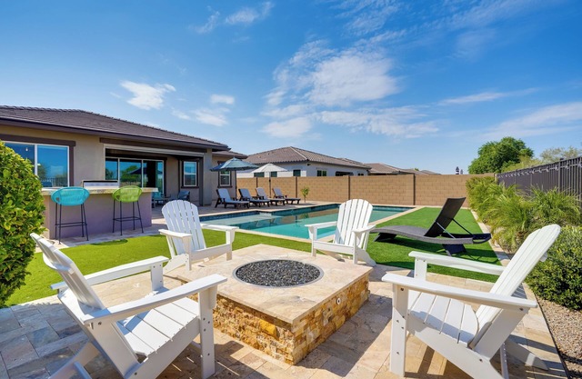 Superbe maison Litchfield avec piscine, grill et vues!