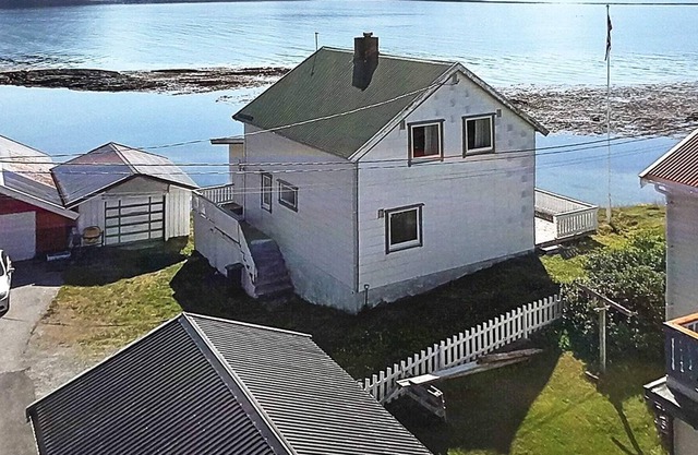 Maison de vacances pour 6 a Sørvær