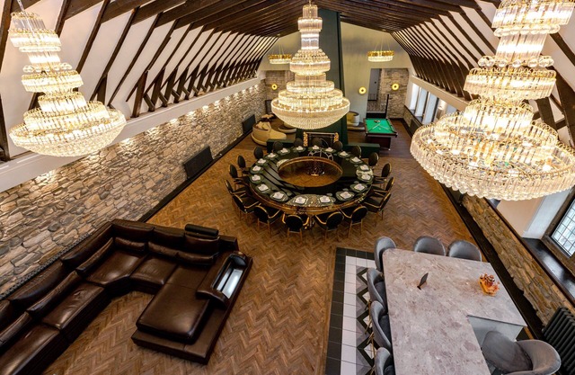 6 Star Lux Large Manor House. Full Spa. bar. Sauna, Games room, Lake District.