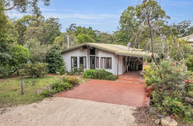 60 Rasmus Avenue Mallacoota