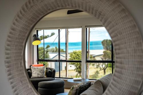 60 Seagull Ave Chiton - Linen Included