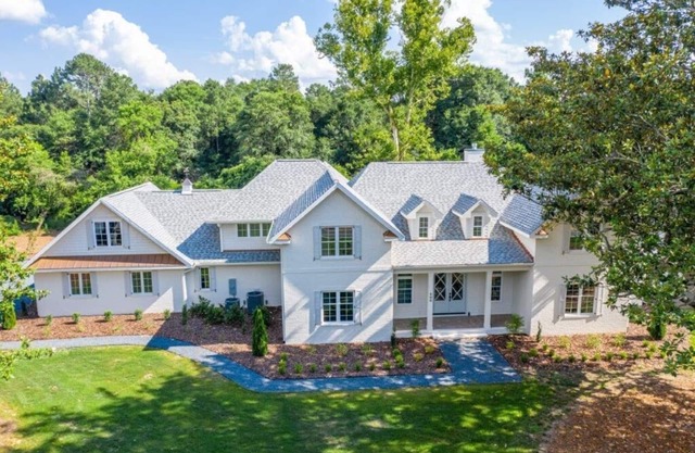 600 Linden: 8 BR, 5.5 BA House in Pinehurst, Sleeps 20