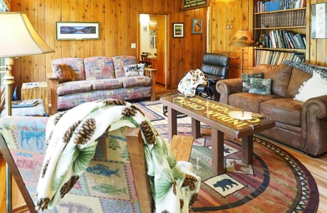 60073 Wallowa Lake Hwy (upper unit)