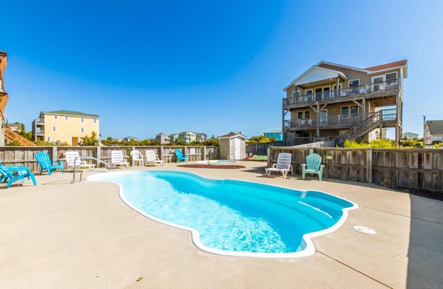 6040 - Redheaded Mermaid by Resort Realty