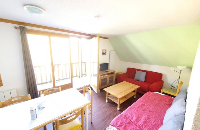 6161B - APPARTEMENT AU PIED DU CHAMBOURGUET