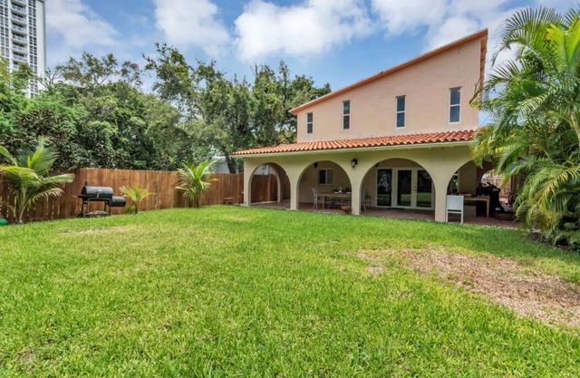64 · Villa familiale au coeur de Brickell, à 15 minutes de SoBe! Modifier la liste Prévisualiser la liste