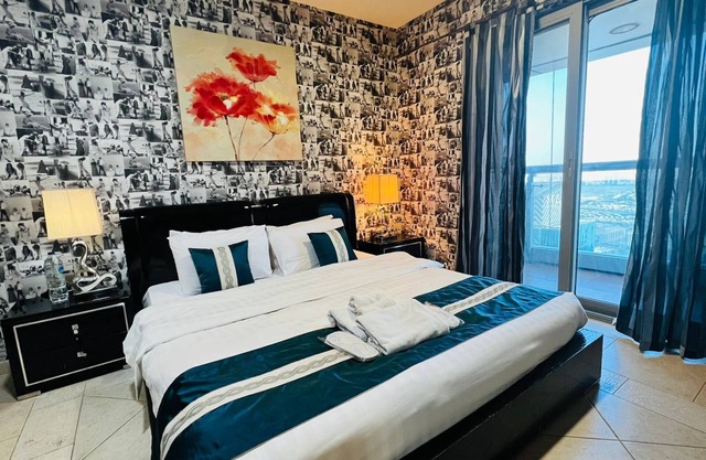 68 FLOOR MARINA VIEW 1 BEDROOM APARTMENT PRINCESS TOWER DUBAI MARINA