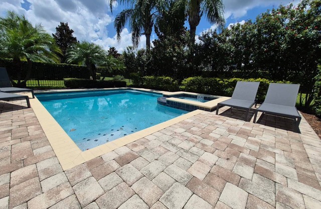 6BR/5BA w/Private Pool & Spa – Near Disney!