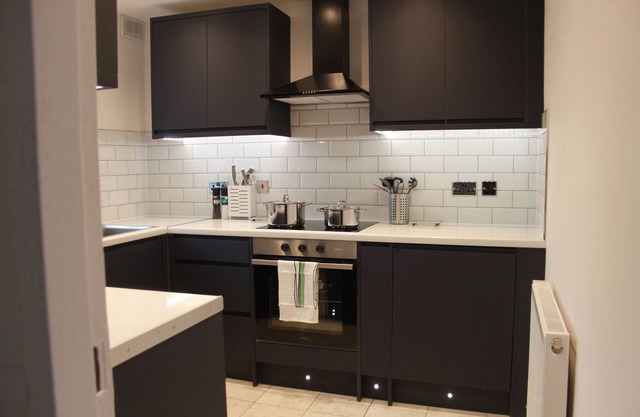 6guests-parking-nearstansted-accessible