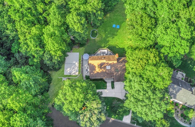 7 Bdrm, Pickleball, Bball, HotTub, FirePit, Golf!