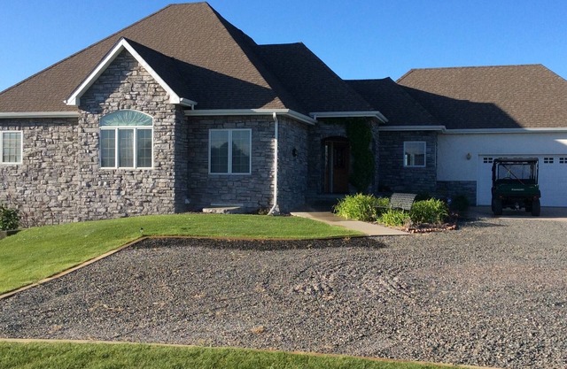 7 chambres 4 salles de bain w / vue exquise sur le lac McConaughy!
