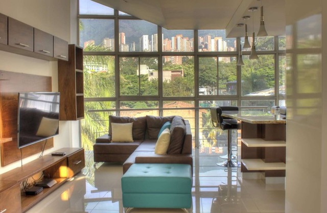 7 bedroom combo inside Park LLers including private roof deck AC 3 hot tubs