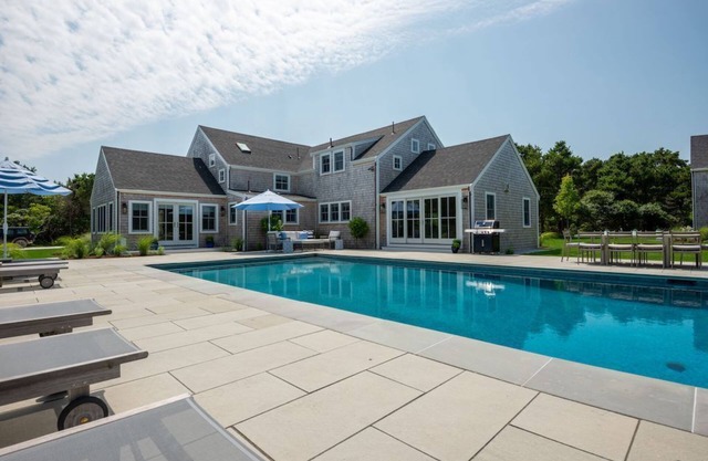 7 Bedroom Property in Surfside with Pool & Cabana, NOW Available Summer 2024