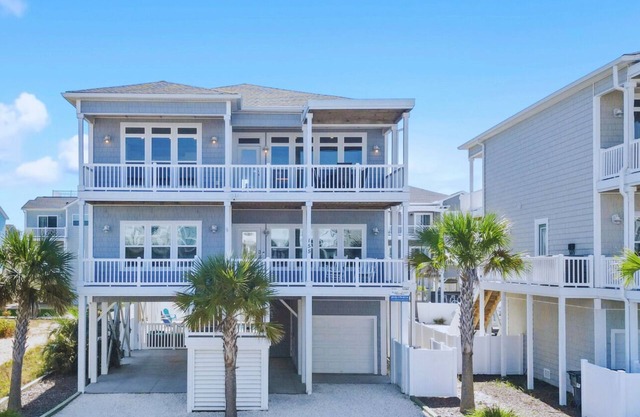 7 Bedrooms with a POOL and ELEVATOR at Sea Esta!