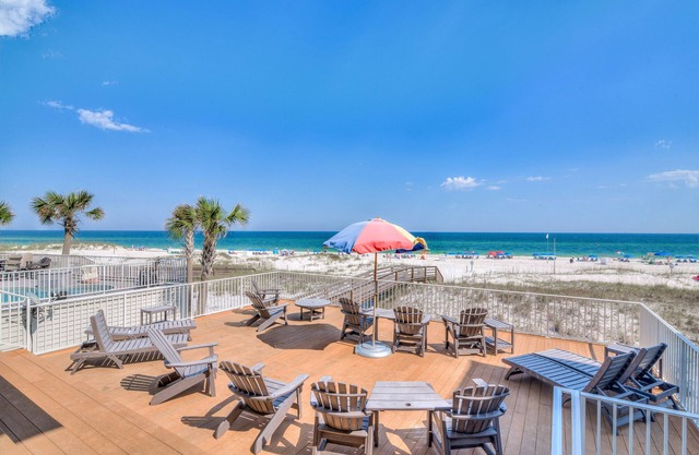 7 BR / 6. 5 Bath Directly-on-the-Gulf Beachouse Construit 2014; Piscine / Kayaks / Paddleboard