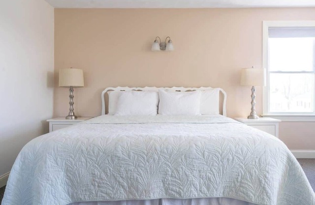 #7 | Comfy Room w/King-bed