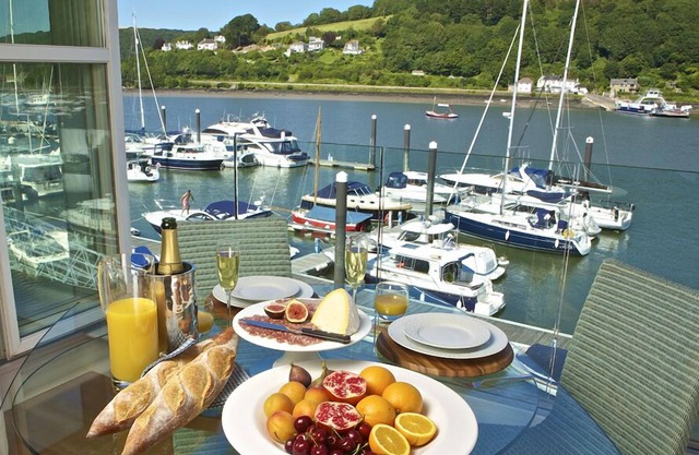 7 Dart Marina, DARTMOUTH