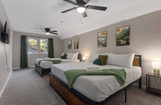 7 KingsBeds, Spacious, Dogs welcome