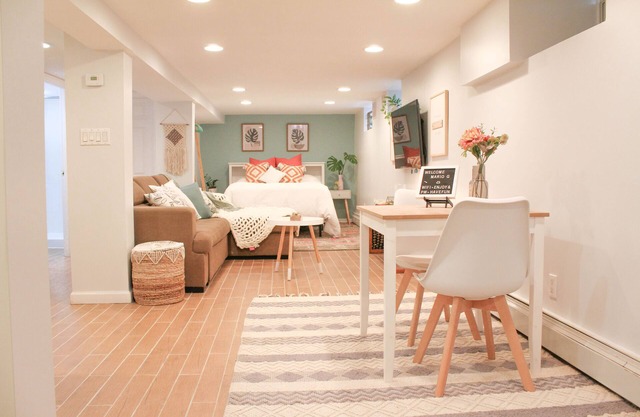 7 Min to Train- New Modern Lower-Level Studio-20 Min to Manhattan