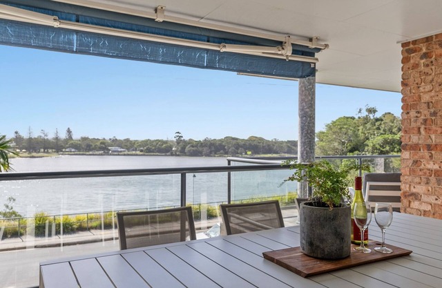 71 Ocean Drive - Impressive Family Home