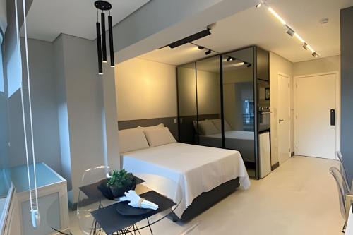 713 Studio Sofistica prox do metro e USP