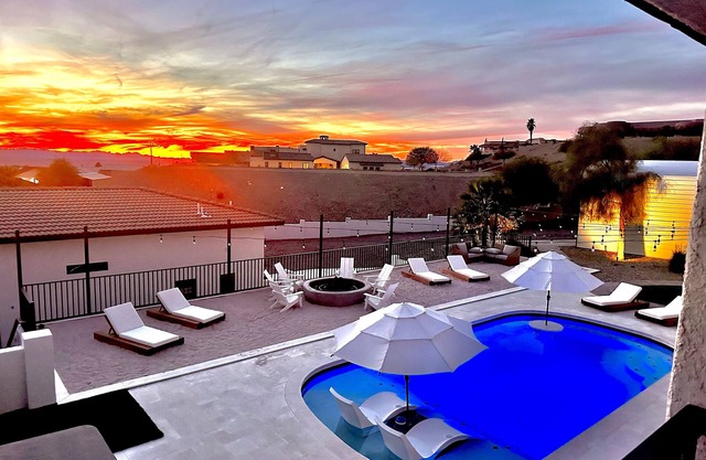 7200 Sq Ft Luxury Compound ~ 8BR / 9BA ~ 1.5 Acre