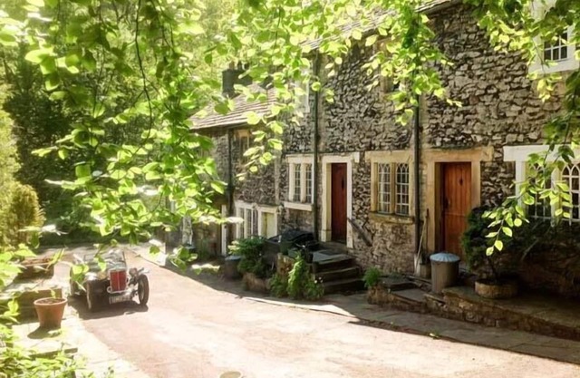 73 Ravensdale Cottages, CRESSBROOK